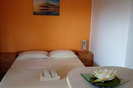 Apartman Iva Kuciste Exterior photo